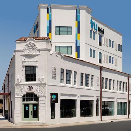 Tru By Hilton San Antonio Downtown Riverwalk Exterior photo